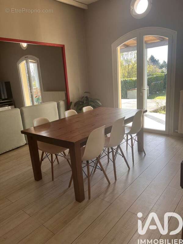 Photo 3 - Maison à LA CHAPELLE-GONAGUET