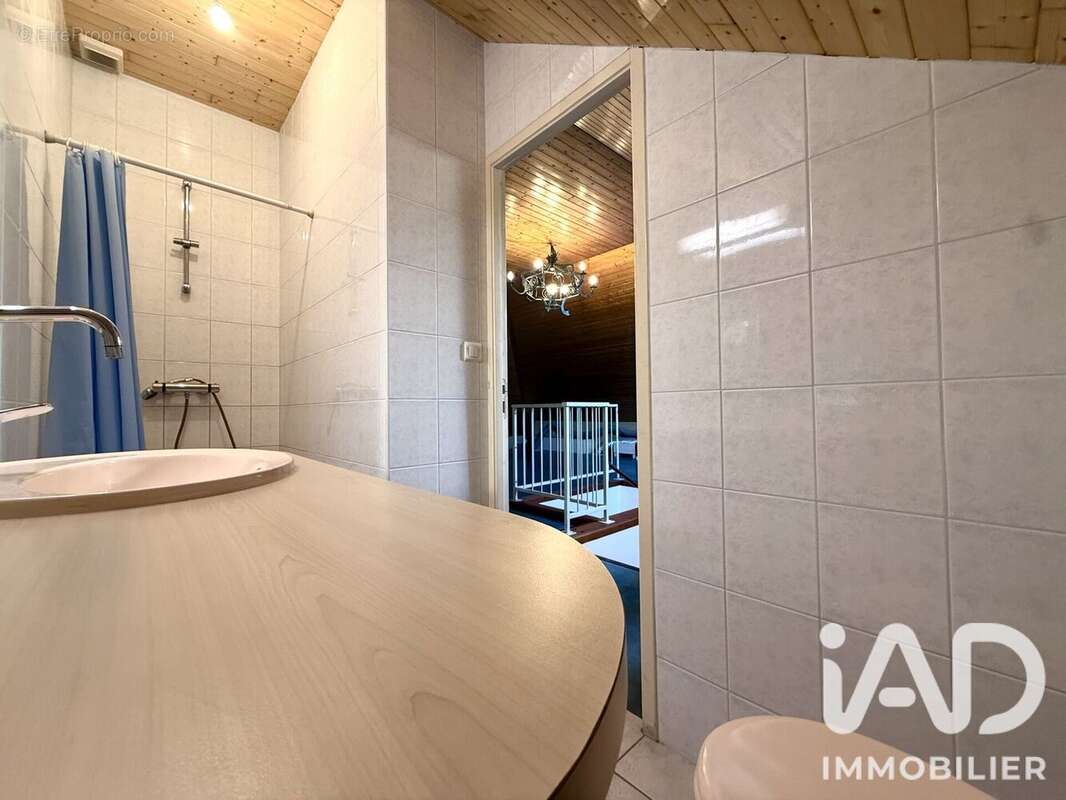 Maison 228 m² à Rocheserviere  - photo 9