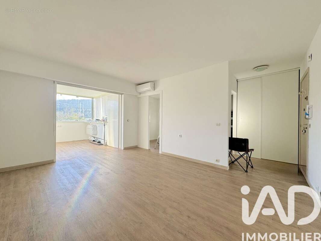 Photo 4 - Appartement à MANDELIEU-LA-NAPOULE