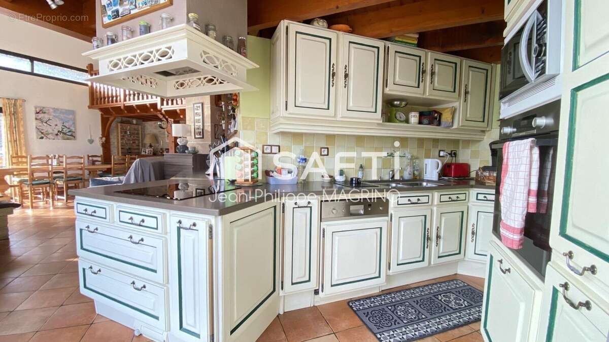 Photo 2 - Appartement à MONTFERRIER