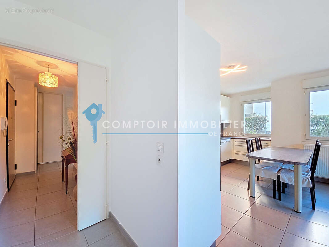 Meylan 38240 - Appartement Rez de jardin à vendre - Agence immobilière - Comptoir Immobilier - Estimation offe - photo 6