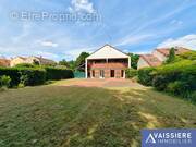 Maison à VOISINS-LE-BRETONNEUX