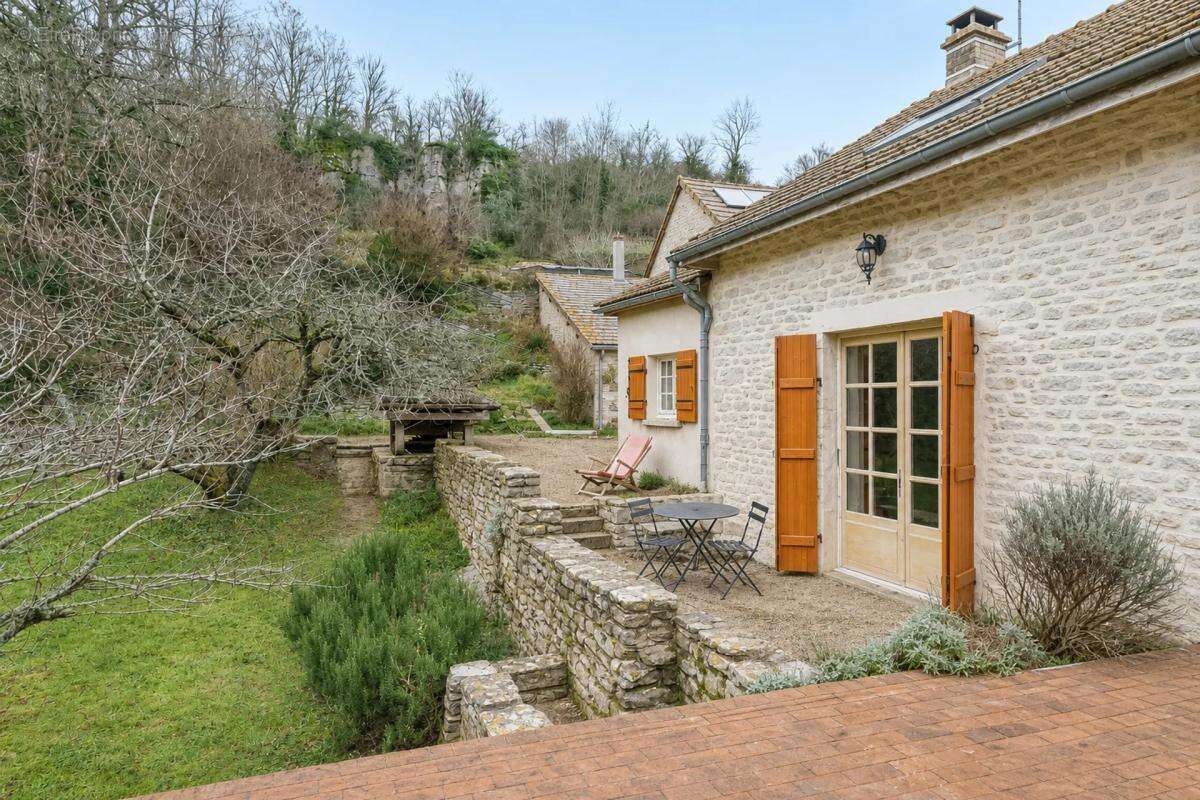 Belle maison de 9 pièces avec piscine à Baubigny - photo 7