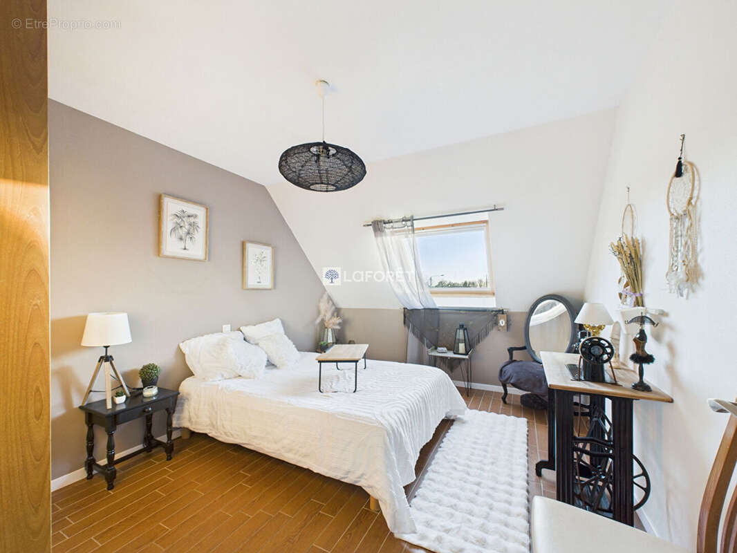 Maison à SAINT-EVARZEC