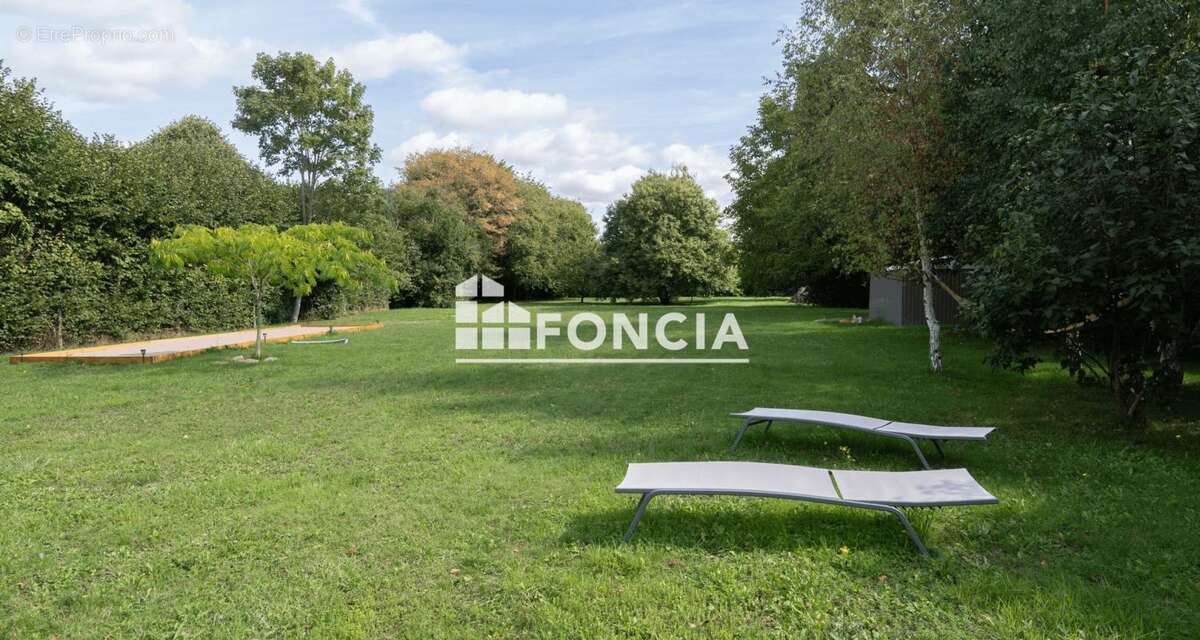 Maison à DOMFRONT-EN-CHAMPAGNE