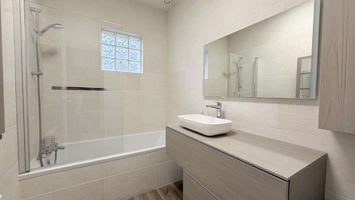 Maison à BALLAINVILLIERS