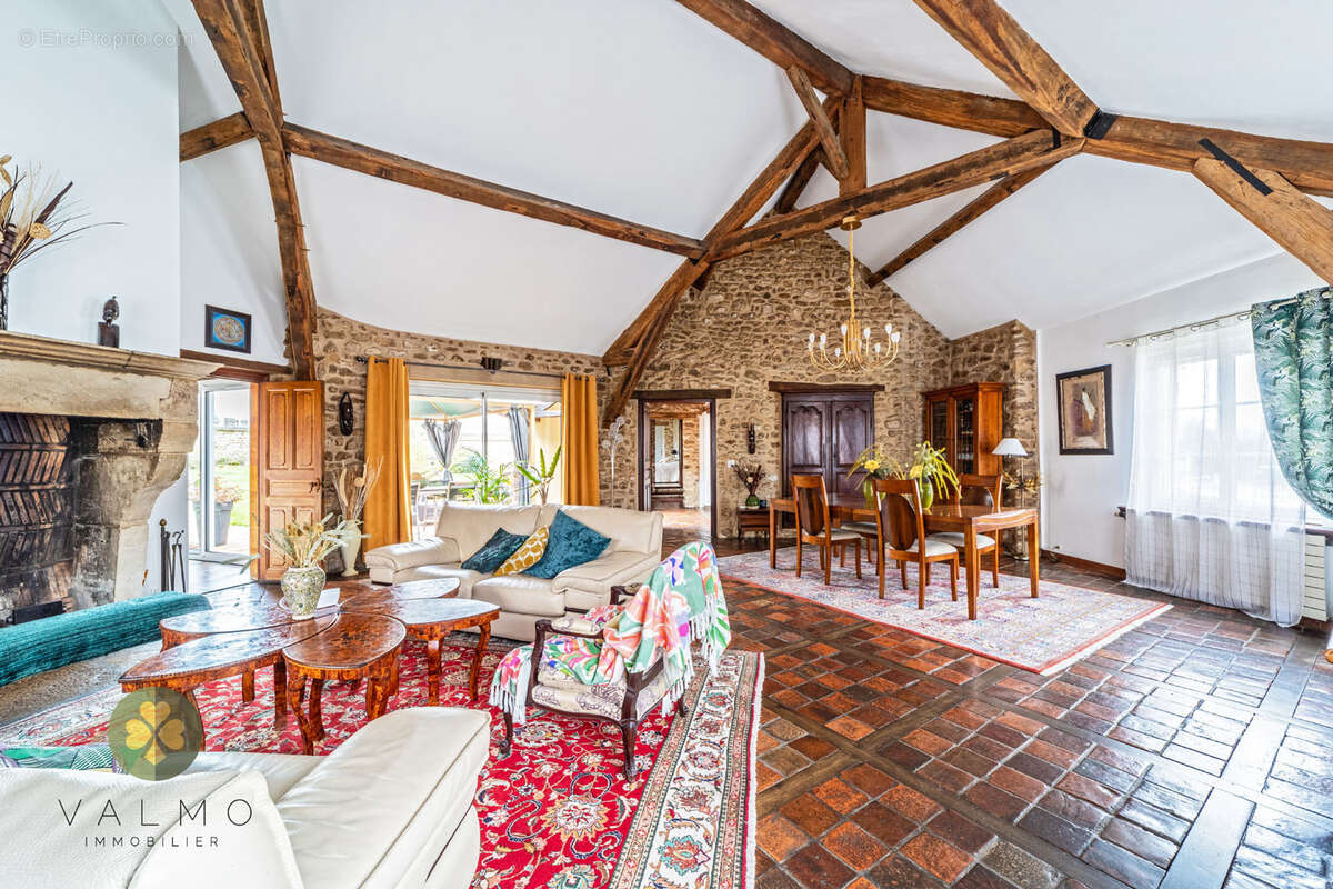 Maison à MANTES-LA-VILLE