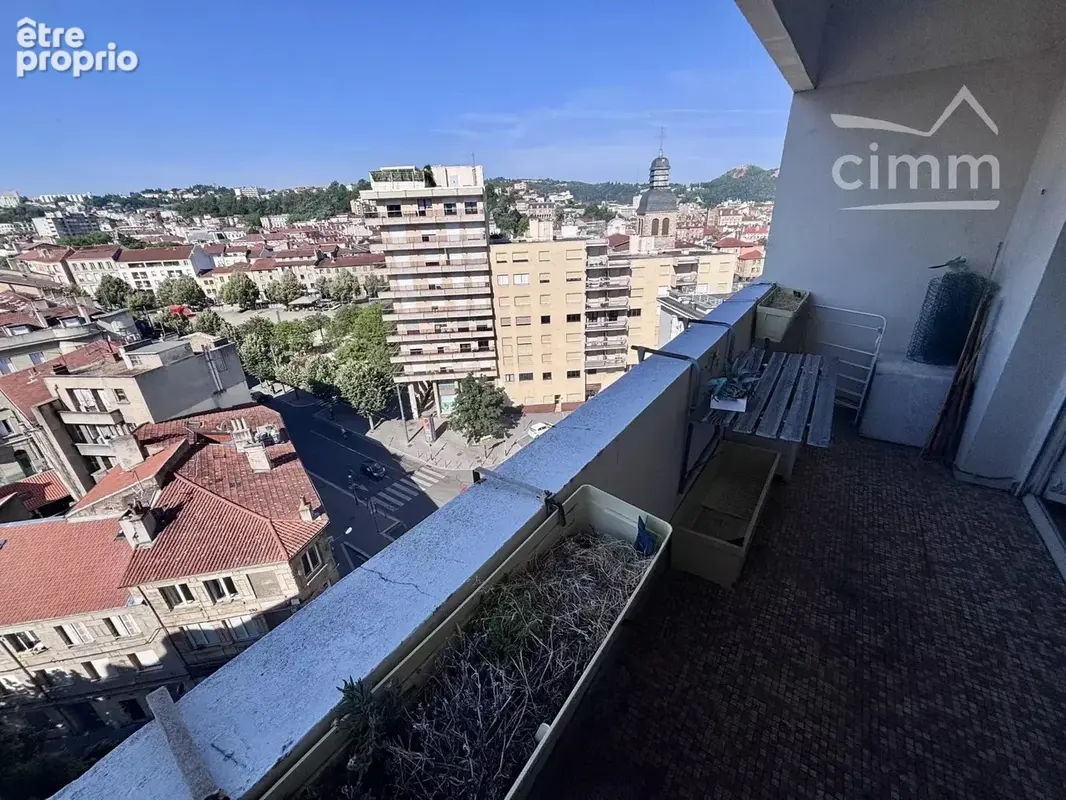 Appartement dernier etage place chavanelle - photo 9