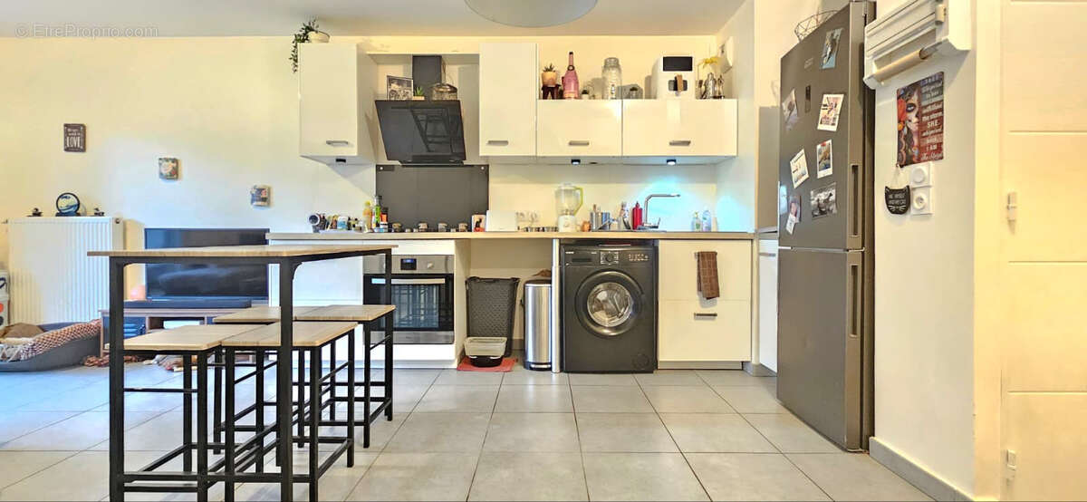 Appartement à MIRIBEL