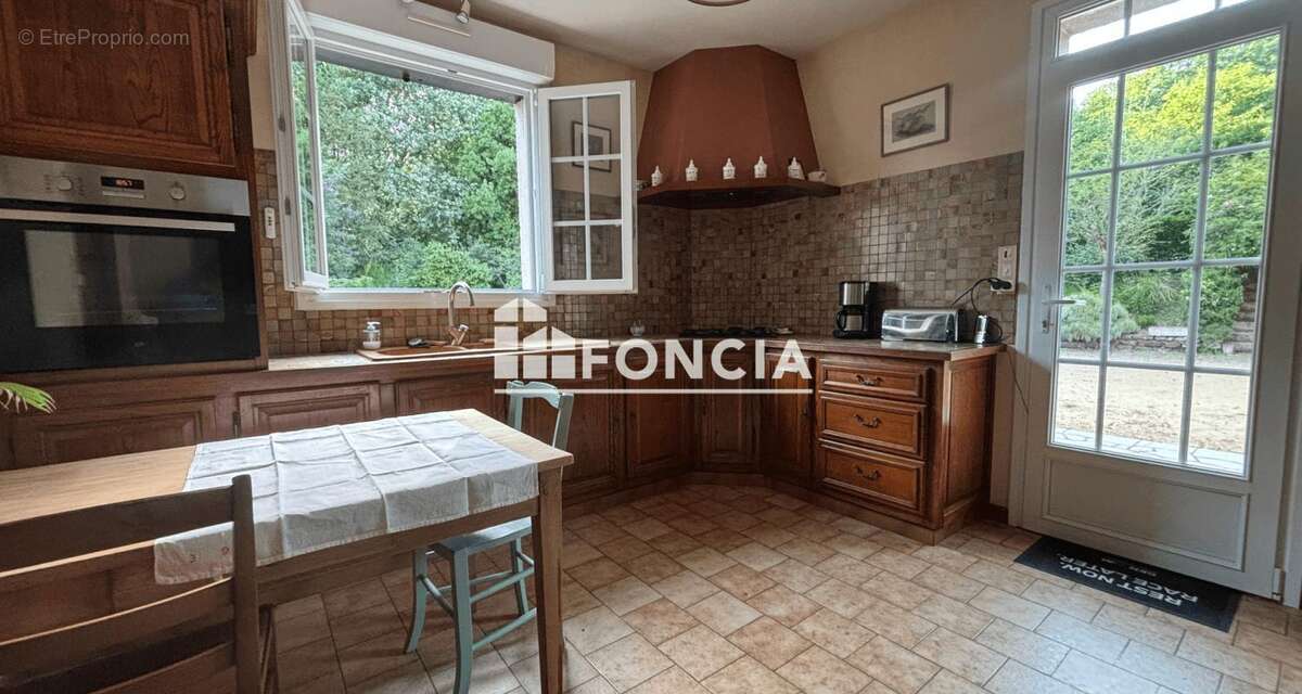 Maison à LA BAZOGE