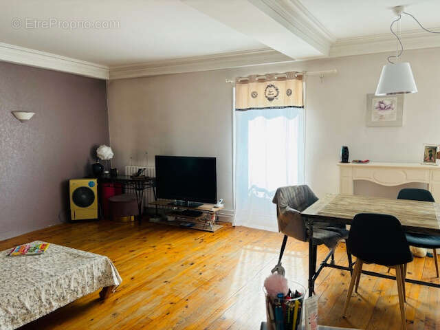 Appartement à BOURGOIN-JALLIEU