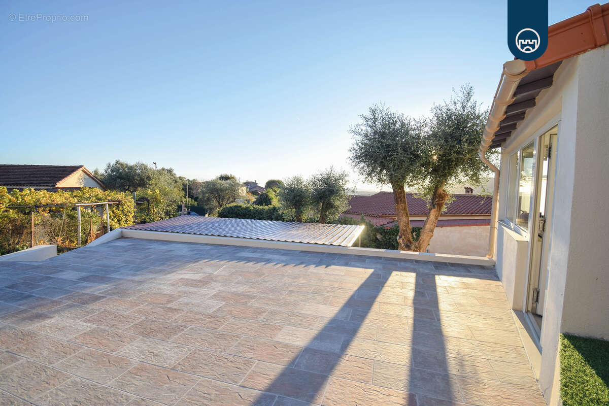 Maison à SAINT-ANDRE-DE-LA-ROCHE