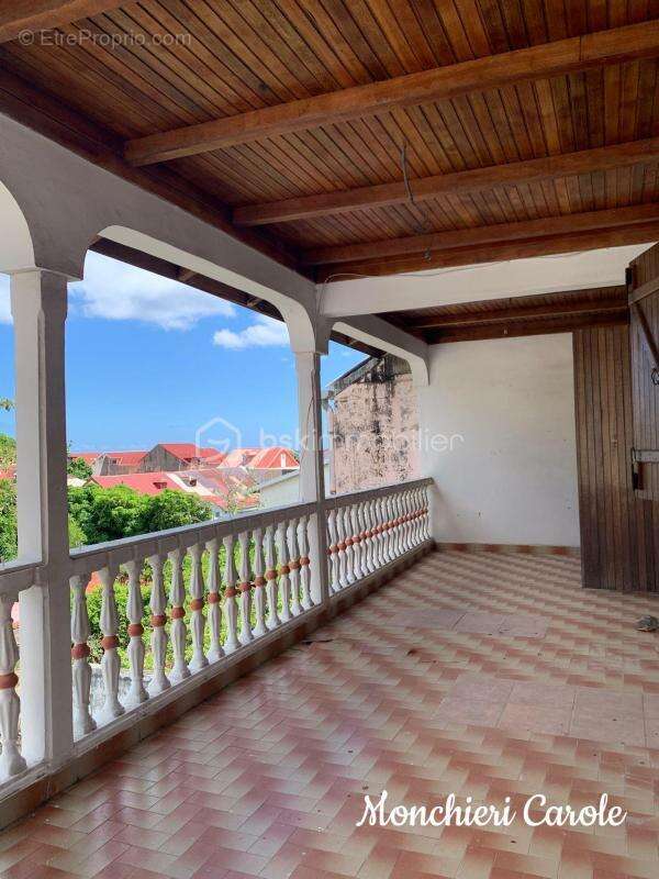 Maison à BASSE-TERRE