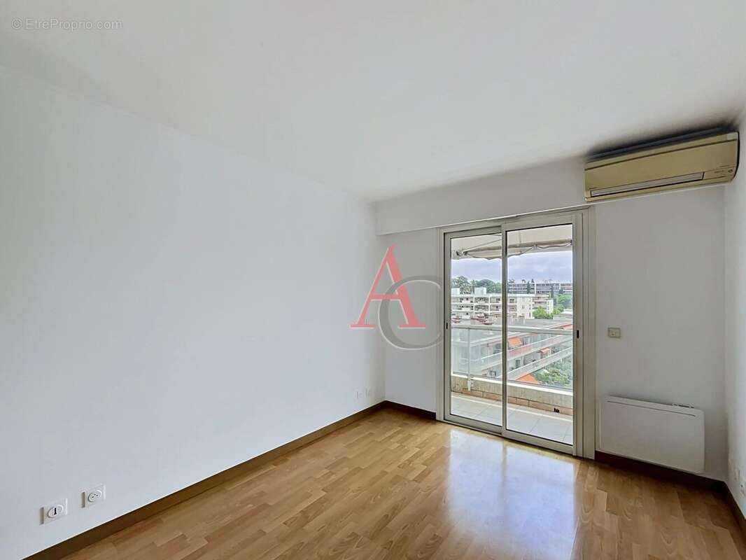 Appartement à CAGNES-SUR-MER