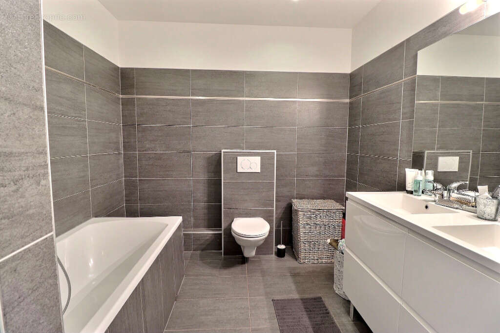 Maison à MAREIL-MARLY