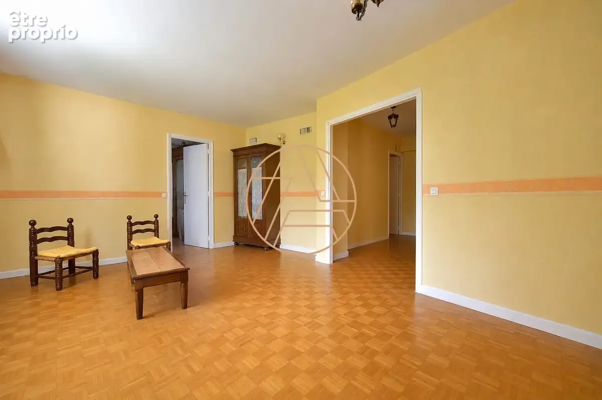 Appartement 4 pièces 91 m² à vendre à Saint-Maur-Des-Fosses (94100) - photo 4