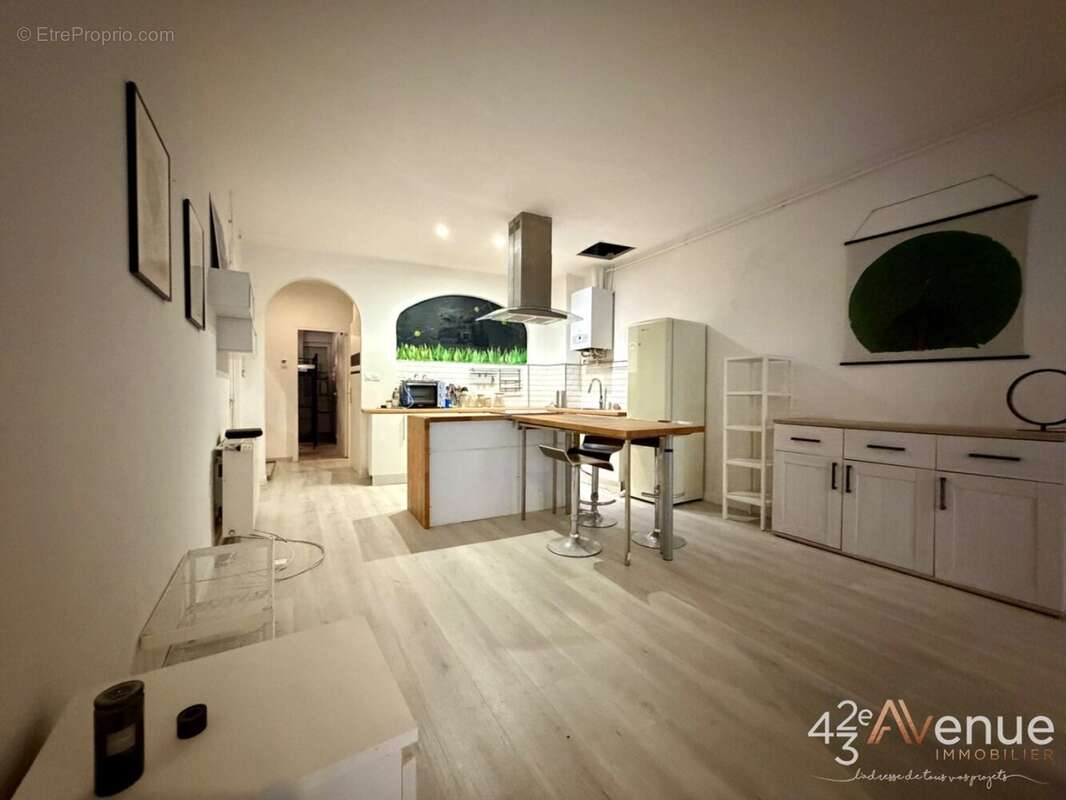 Appartement à SAINT-ETIENNE