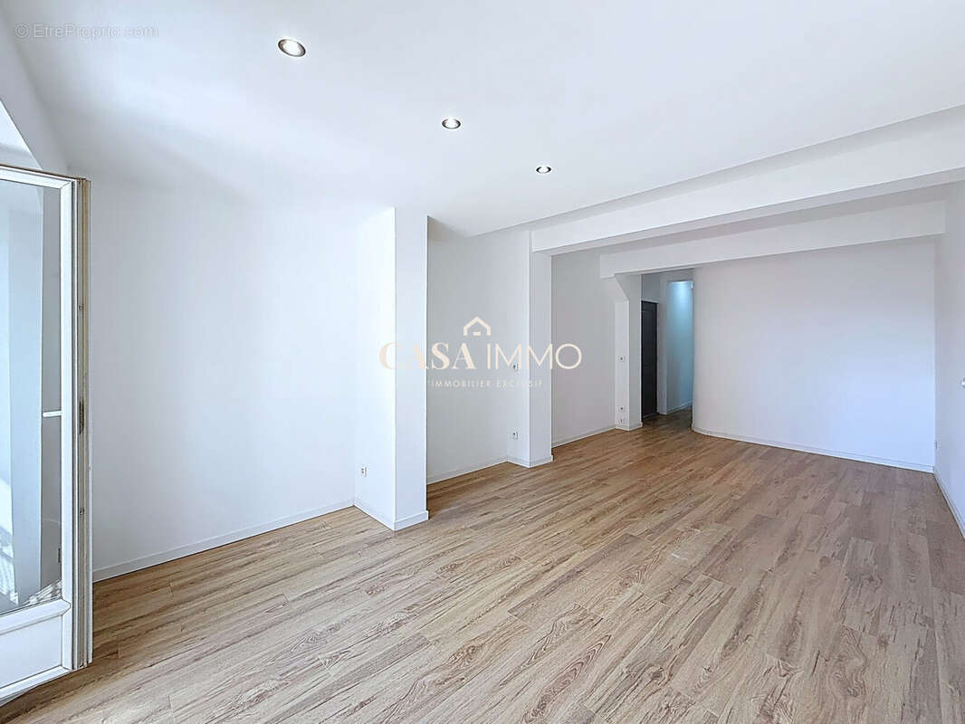 Appartement à HYERES