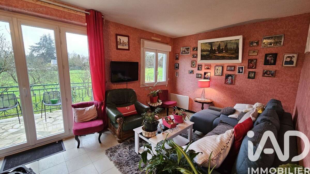 Photo 4 - Maison à BUSSIERES