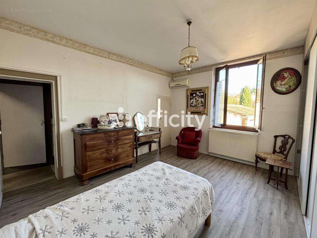 Maison à CASTELNAU-D&#039;ESTRETEFONDS