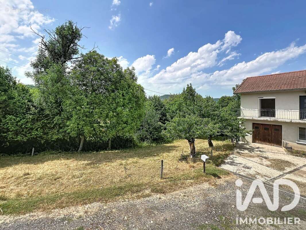 Maison 123 m² à Coubon  - photo 2