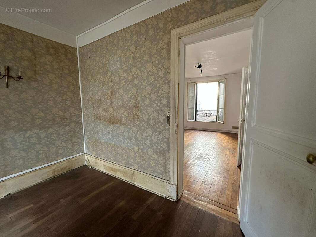 Appartement à PARIS-19E
