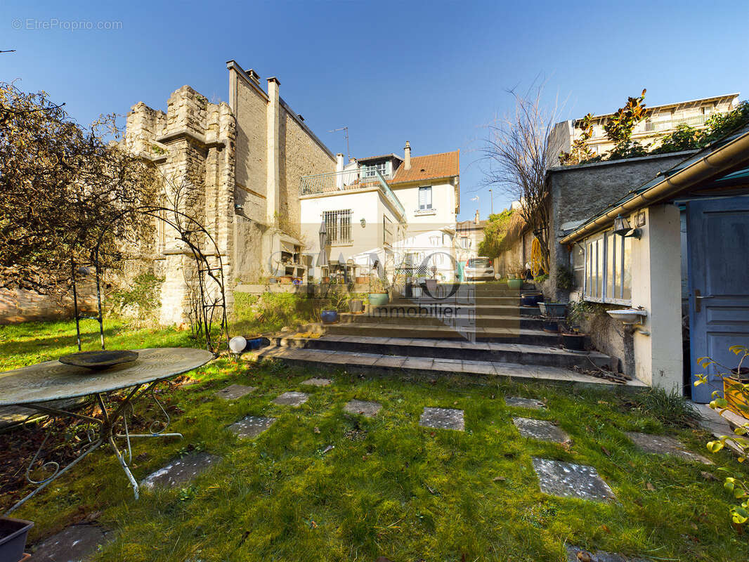 Maison avec jardin arboré - 3/4 chambres - vincennes - photo 2