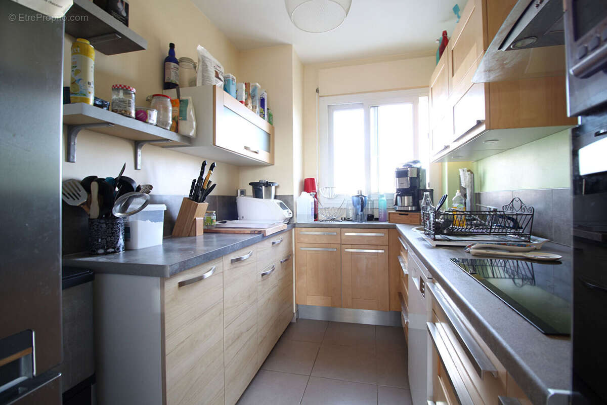 Appartement à SARTROUVILLE