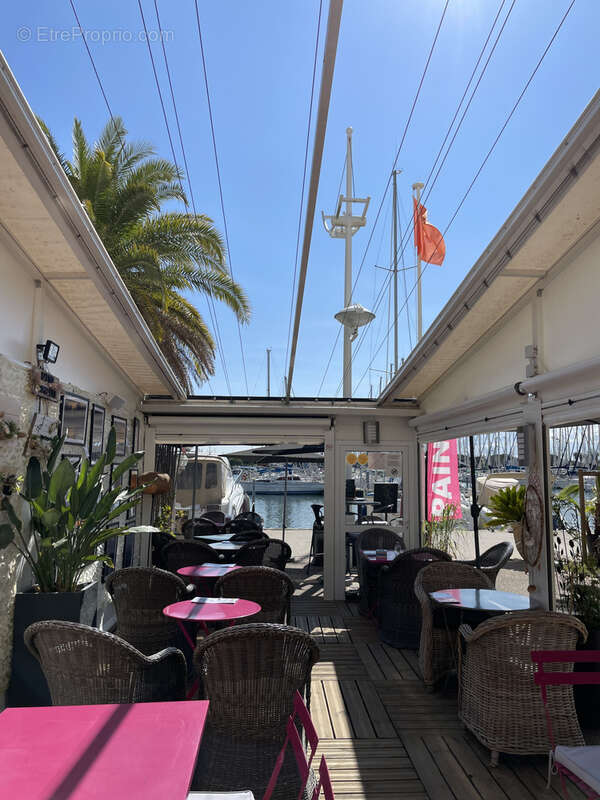 Commerce à LE GRAU-DU-ROI