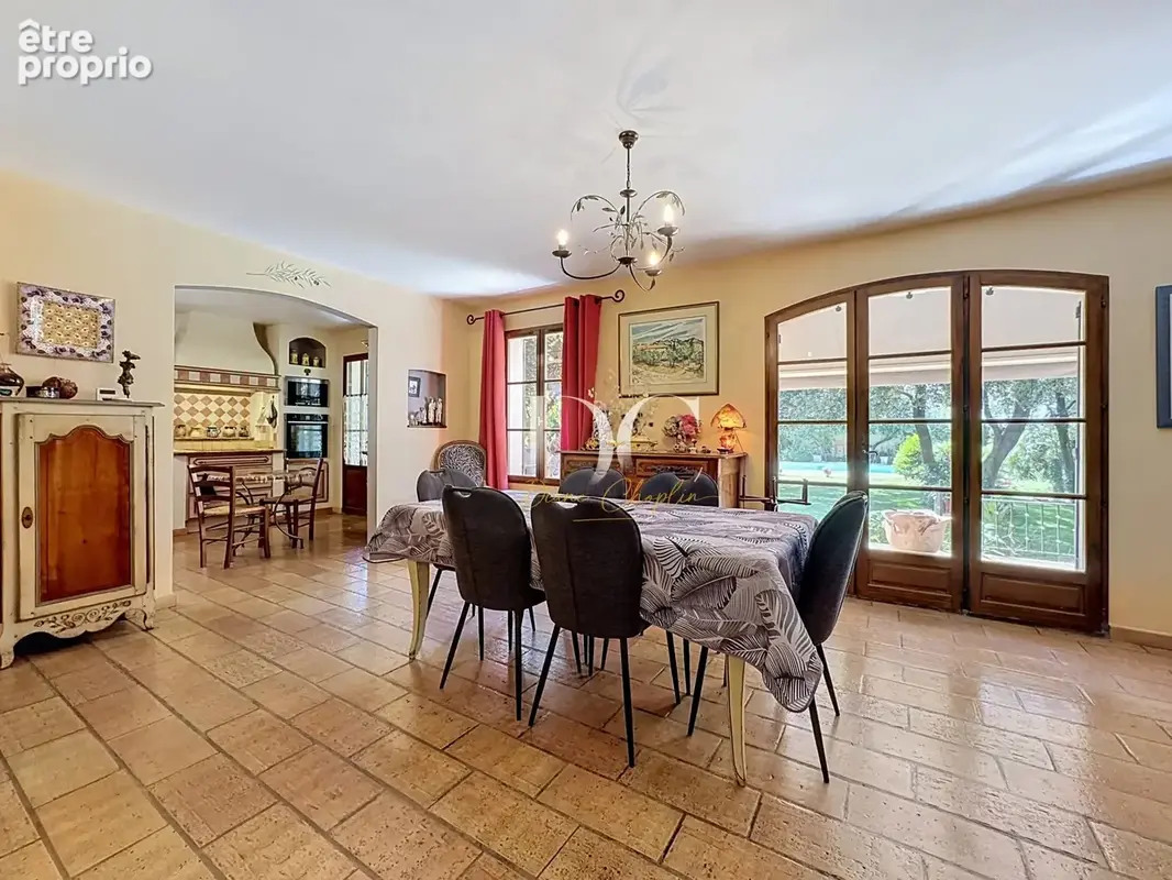 Maison 5 pièces 145 m² à vendre à Sorgues (84700) - photo 6