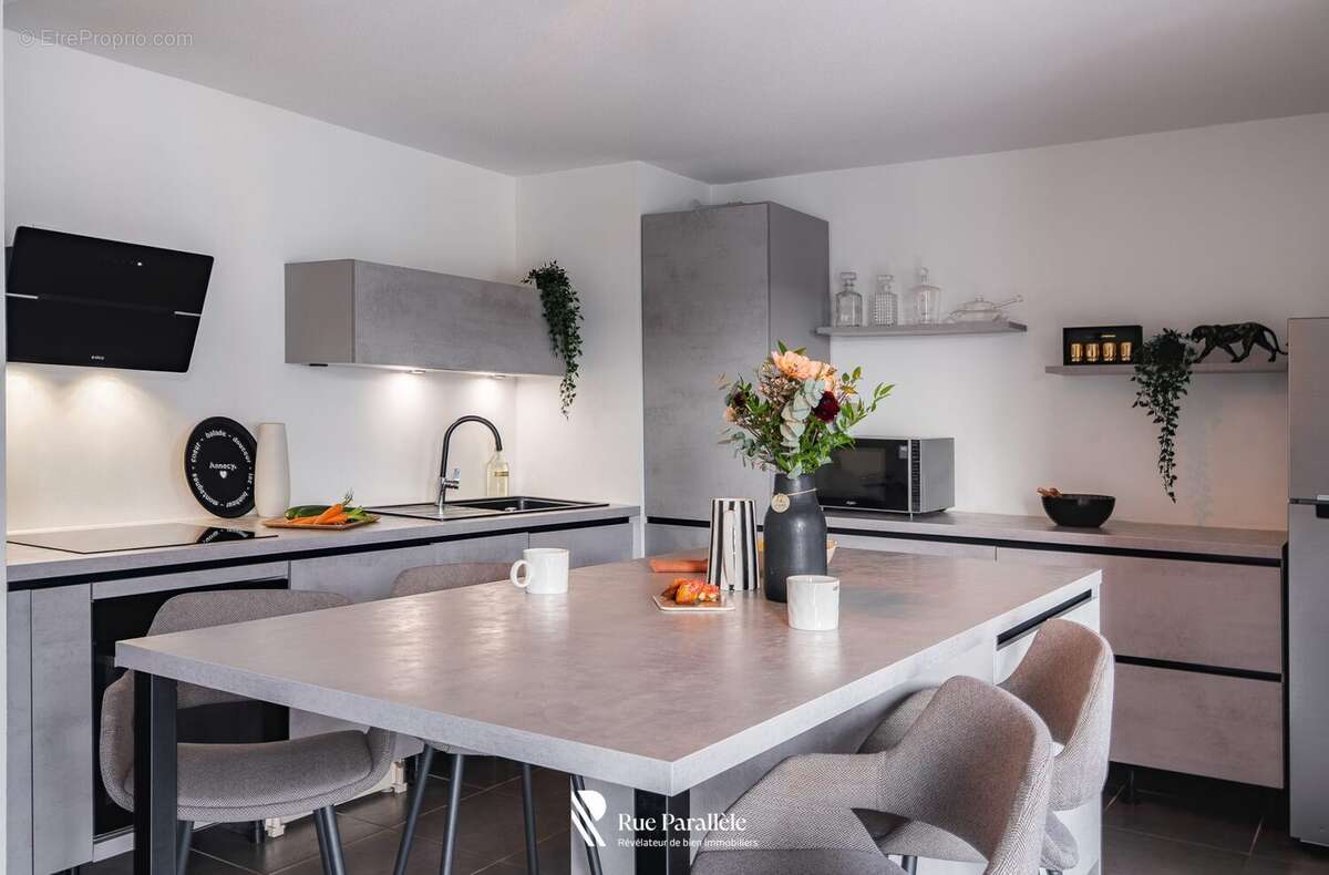 Appartement à LA BALME-DE-SILLINGY