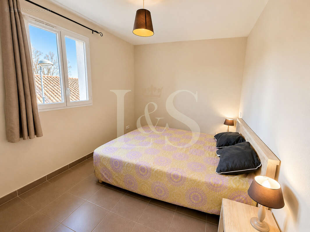 Appartement à MALAUCENE