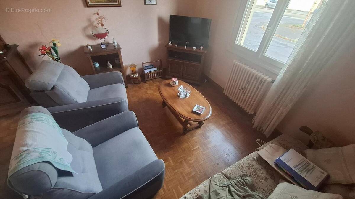 Photo 1 - Maison à AUSSILLON