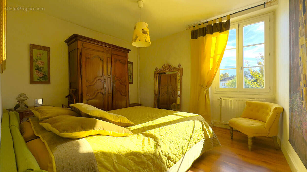 Maison à VARCES-ALLIERES-ET-RISSET