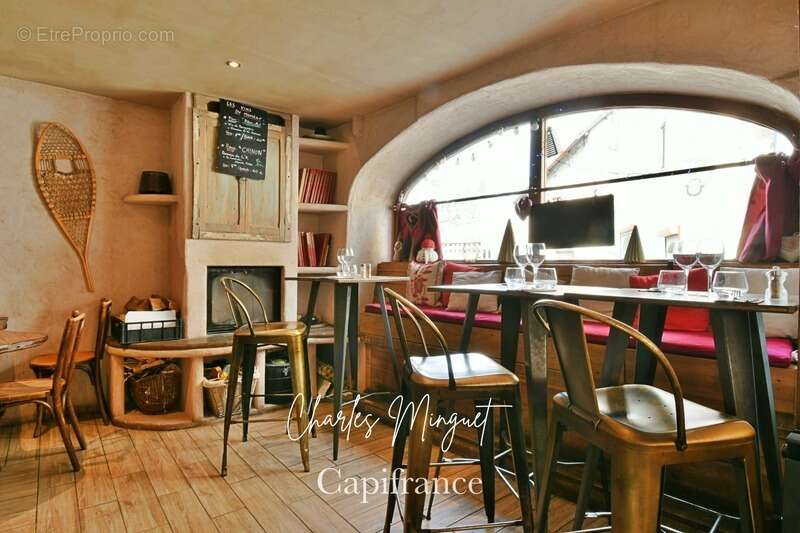 Commerce à LE MONETIER-LES-BAINS