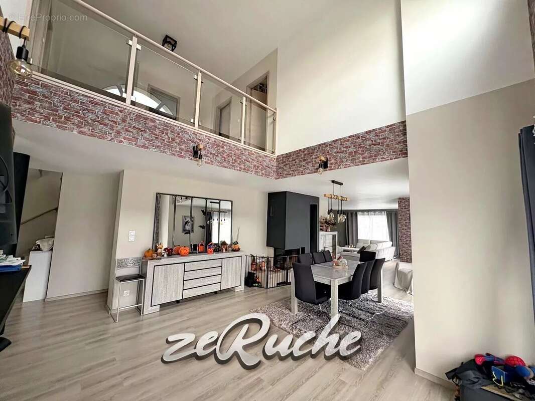 Maison à LE BENY-BOCAGE