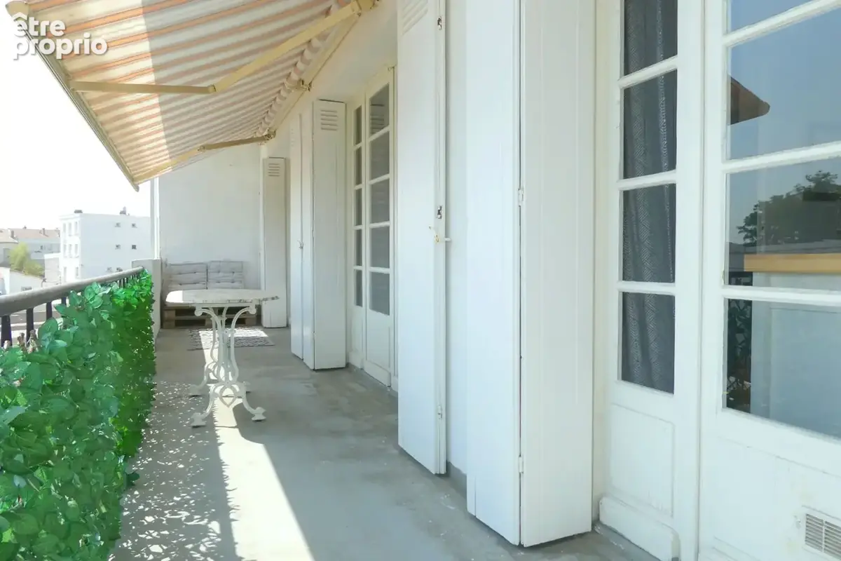 Appartement 76 m² à Saint-Georges-De-Didonne  - photo 2
