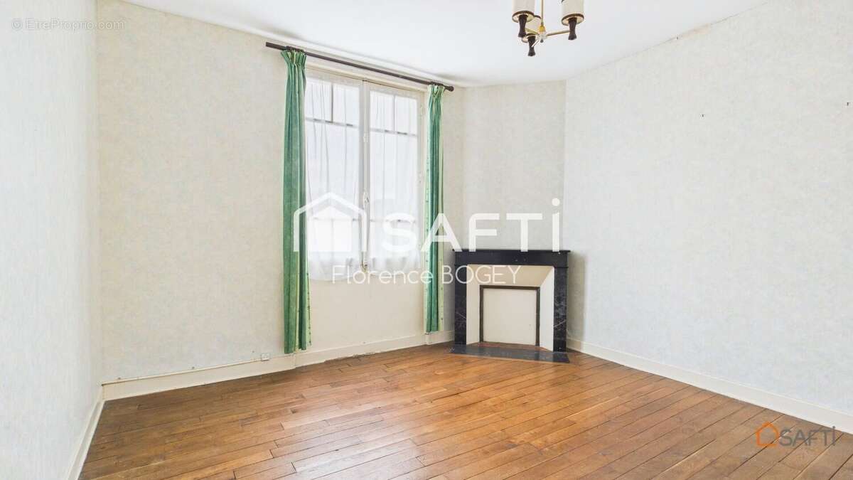 Photo 8 - Maison à BUSSIERE-POITEVINE