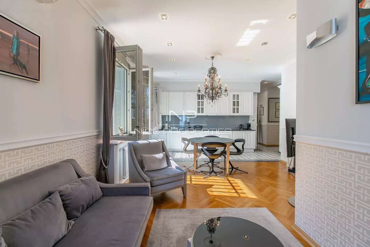 Appartement à NICE