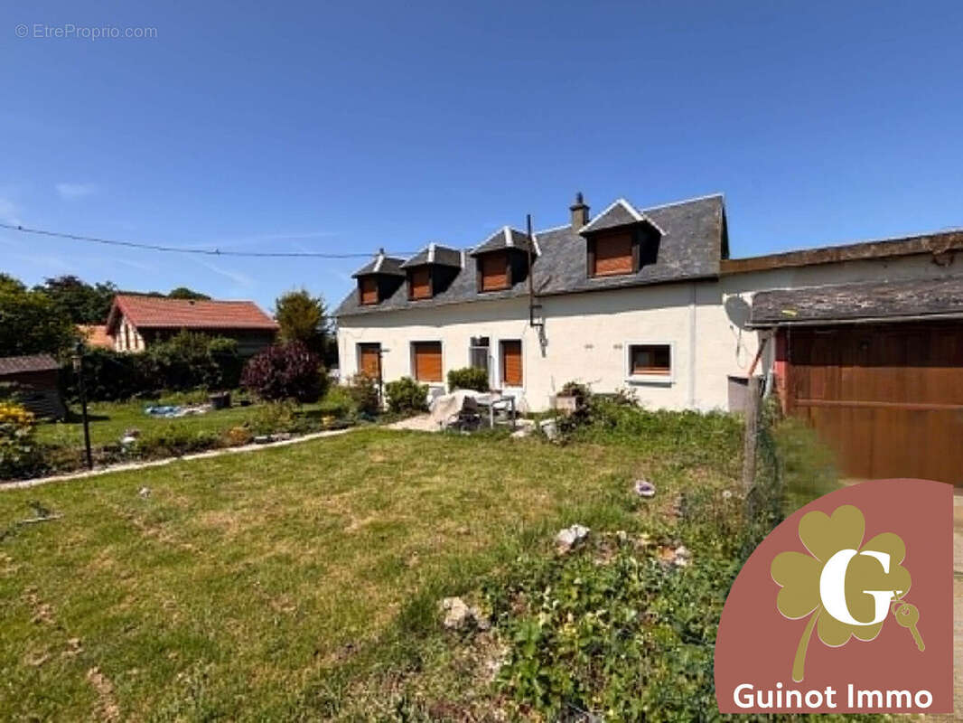Avant maison avec garage - Maison à BOLBEC