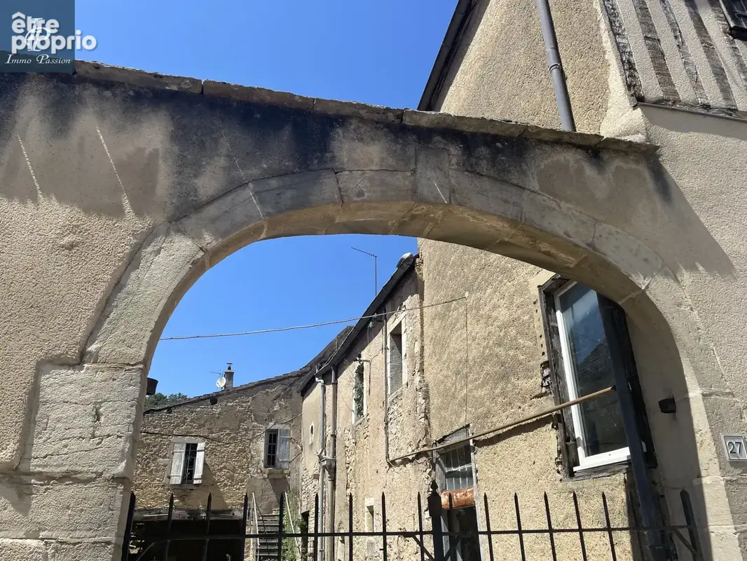 A VENDRE Maison et dépendances  en pierre à rénover à CHAMBOLLE-MUSIGNY - photo 3
