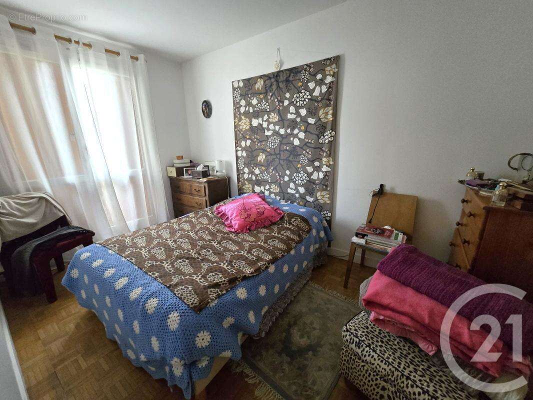 Appartement 72 m² à Fontenay-Sous-Bois  - photo 3