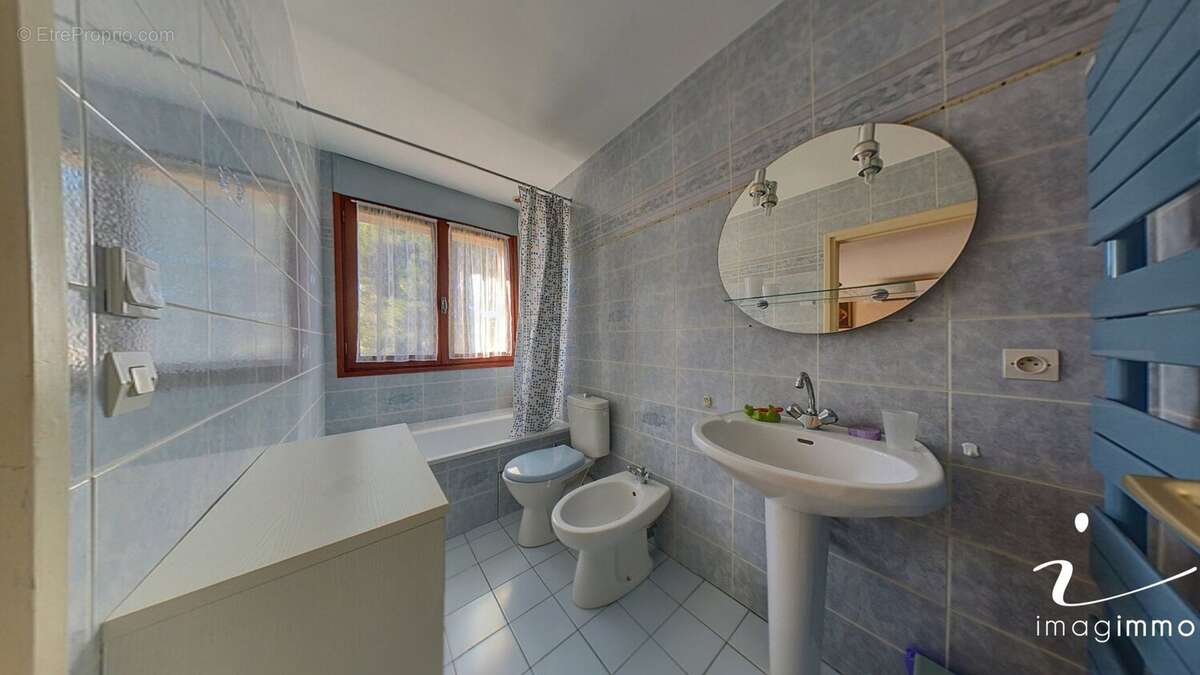 Maison à SAINT-JEAN-DE-VEDAS