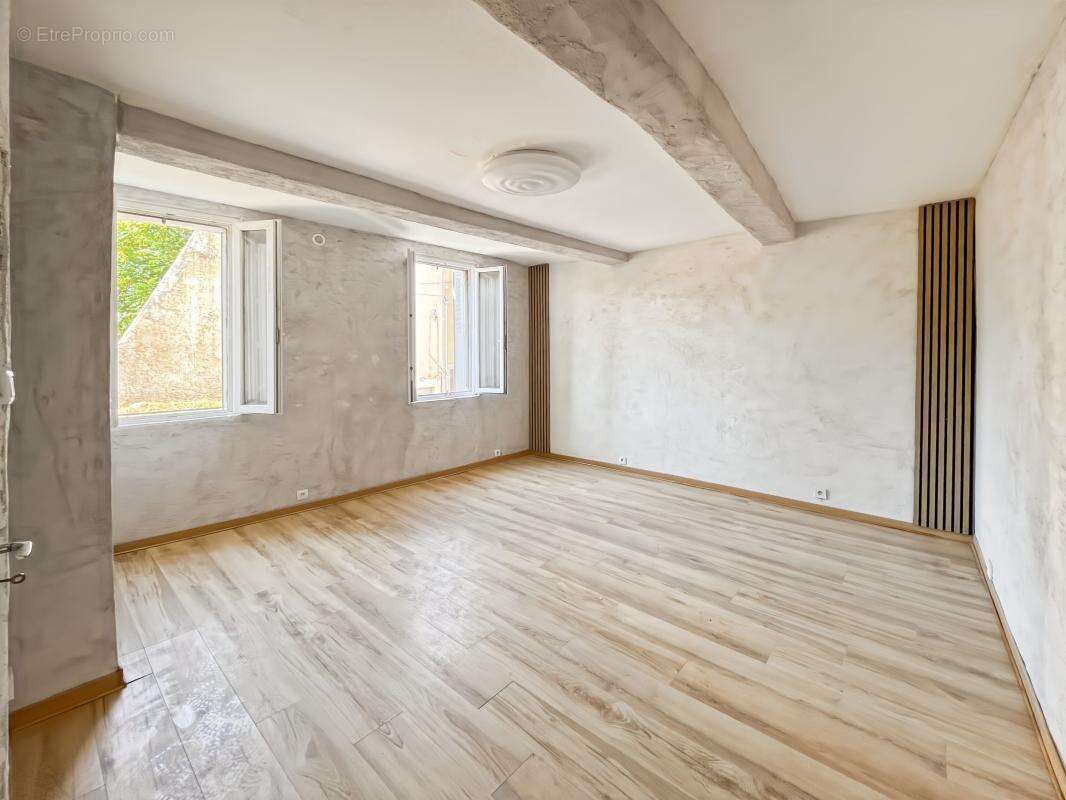 Appartement À Vendre - photo 3