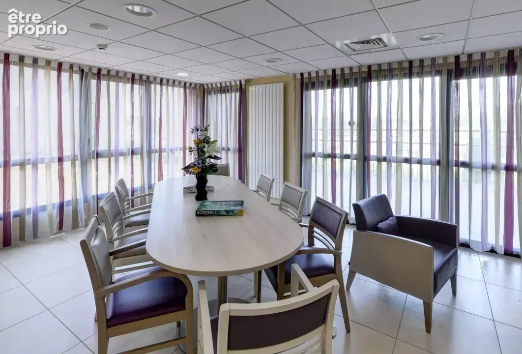 INVESTISSEMENT LOCATIF  Saint-Denis-de-l'Hôtel  Résidence EHPAD du Port - 7,8% de rentabilité - photo 7