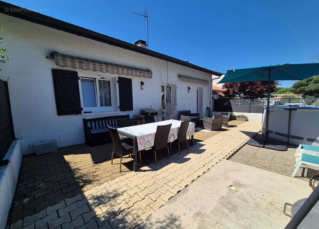 Maison à ONDRES