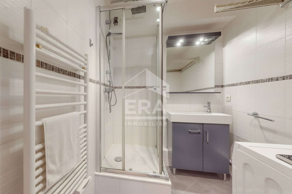 Appartement à ISSY-LES-MOULINEAUX