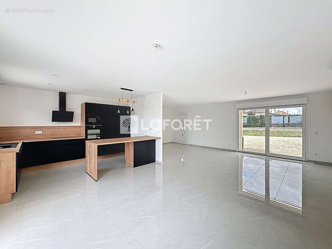 Maison à LUXEMONT-ET-VILLOTTE