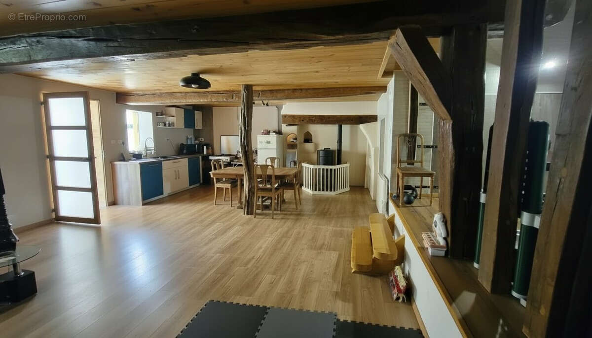 Maison 113 m² à Auvillars-Sur-Saone  - photo 3