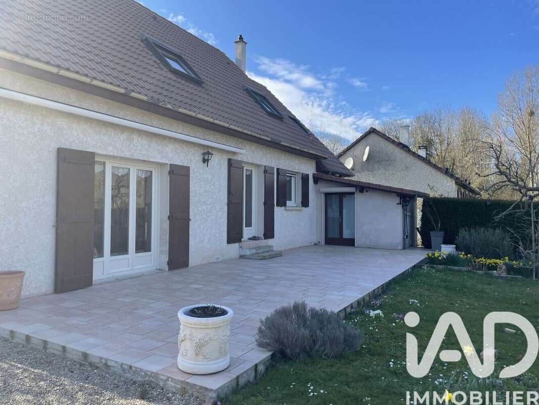 Photo 2 - Maison à MAINTENON